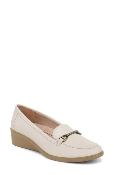Lifestride Jovial Bit Loafer In Bone White Faux Leather