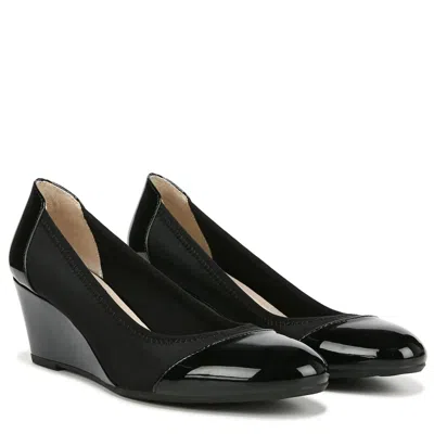 Lifestride Juliana Pump Women's Black Patent Cap Toe Wedge Heel Lion828