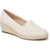 Lifestride Kamille Espadrille Wedge Slip-on In Cream
