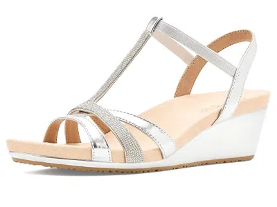 Lifestride Mimosa Strappy Sandals In White