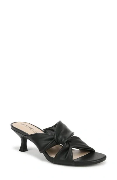 Lifestride Nori Sandal In Black