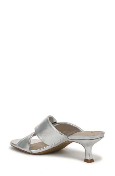 Lifestride Nori Sandal In Silver