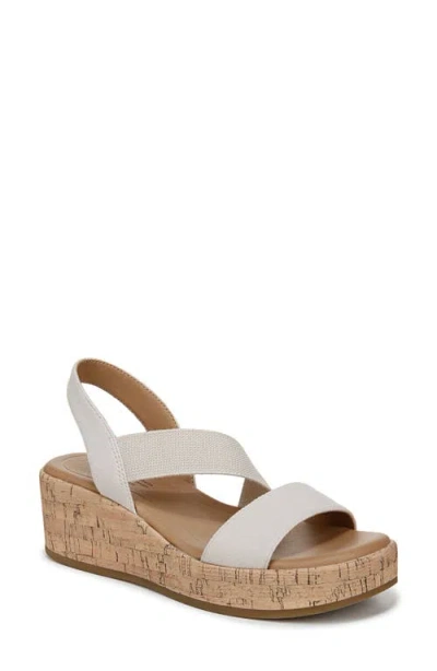 Lifestride Odette Sandal In Bone White Fabric