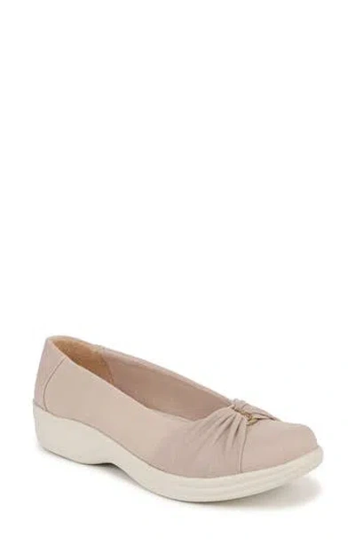 Lifestride Paige Flat In Neutral