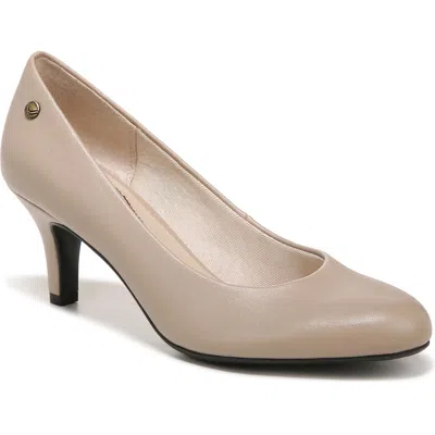 Lifestride Parigi Womens Slip On Kitten Heels