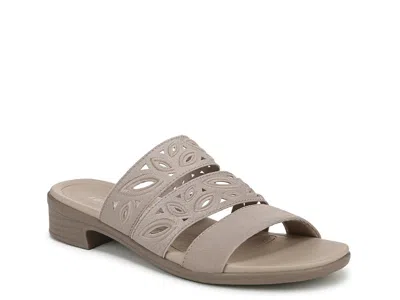 Lifestride Poppy Sandal In Gray