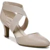 Lifestride Gallery Pump In Tender Taupe Synthetic