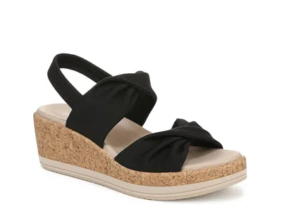 Lifestride Riley Wedge Sandal In Black