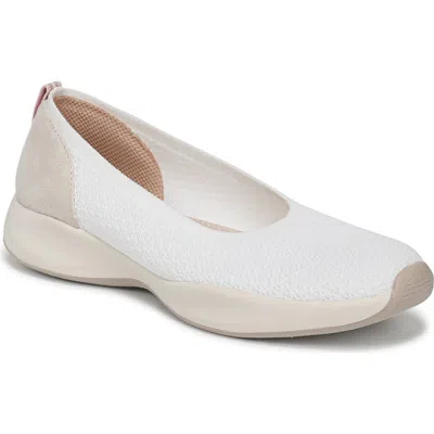Lifestride Unity Slip-on Sneaker In Neutral