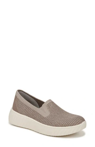 Lifestride Wednesday Knit Slip-on Sneaker In Brown
