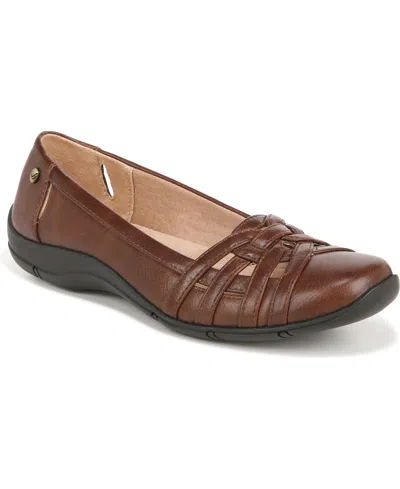 Lifestride Women's Diverse Ballet Flats In Dark Tan Faux Leather