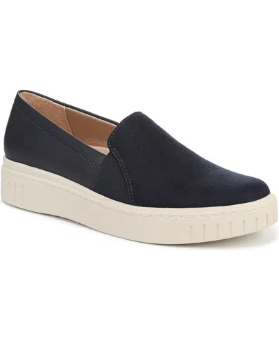 Lifestride Women's Grandeur Round Toe Slip Ons