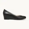 LIFESTRIDE WOMEN'S GROOVY WEDGE SLIP ON SHOES IN BLACK