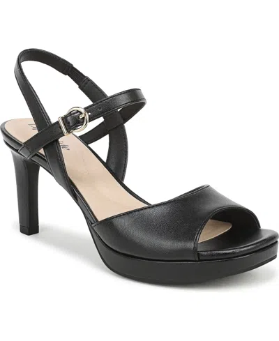 Lifestride Gwendolyn Ankle Strap Sandal In Black