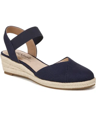 Lifestride Kimmie Espadrilles In Lux Navy Canvas