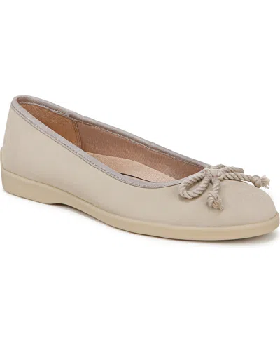 Lifestride Women's Maura Round Toe Ballerina Flats In Taupe Faux Leather