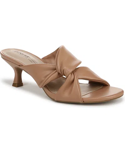 LIFESTRIDE WOMEN'S NORI SLIDE KITTEN HEEL SANDALS