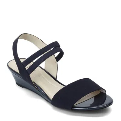 Lifestride Women's Yolo Wedge Sandal In Navy