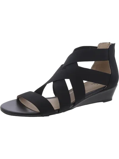 Lifestride Womens Canvas Stretch Gladiator Sandals In Multi