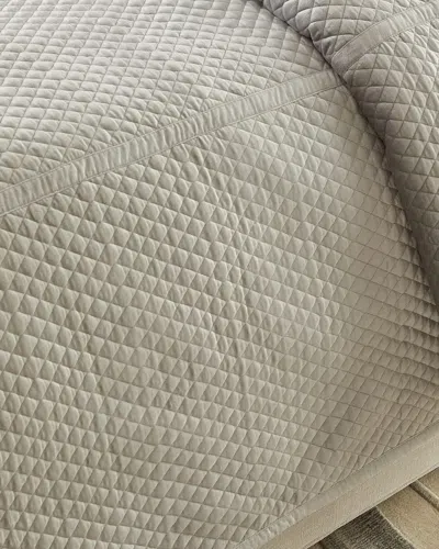 Lili Alessandra Haven Queen Coverlet In Crystal