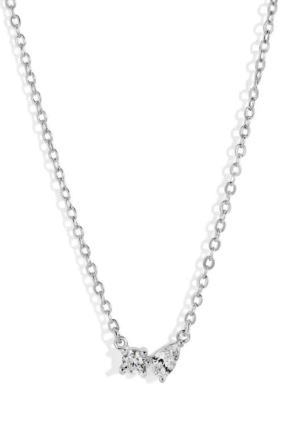 Lili Claspe Bryn Pendant Necklace In Metallic
