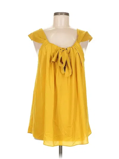 Pre-owned Lili's Closet Sleeveless Blouse In Yellow