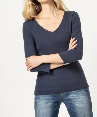 Lilla P 3/4 Sleeve V-neck Tee In Dark Navy In Blue