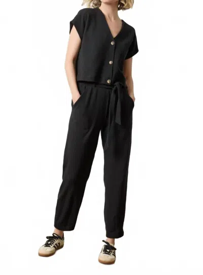 Lilla P Textured Belted Sweatpants In Black