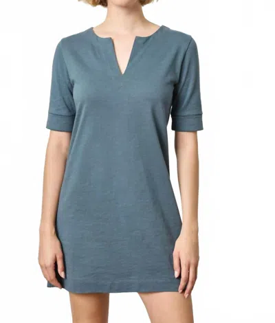 Lilla P Elbow Sleeve Split Neck Dress In Dusk In Blue