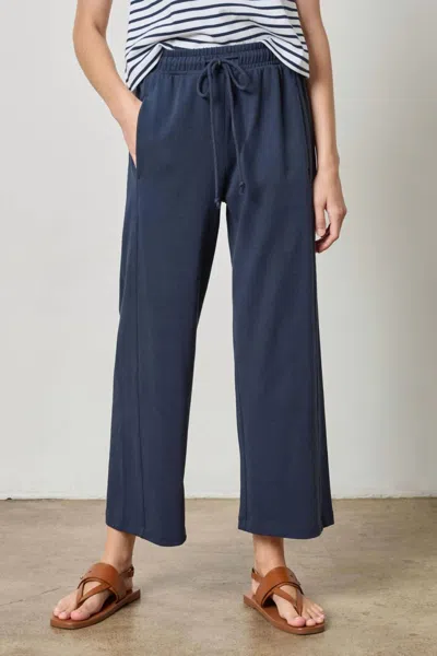 Lilla P Seamed Wide Leg Pant In Dark Navy In Blue