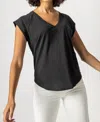 Lilla P Short Sleeve V-neck Raglan In Black In Black