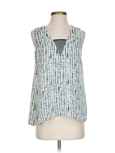 Pre-owned Lilla P Sleeveless Blouse In Blue