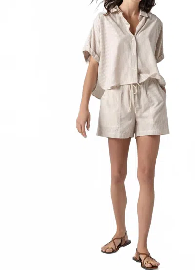 LILLA P STRIPED POCKET SHORT IN FLAX STRIPED
