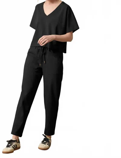 Lilla P Utility Pocket Pant In Black