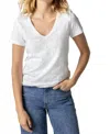 Lilla P V-neck Short Sleeve Back Seam Tee In White In White