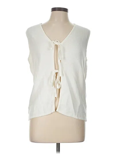 Pre-owned Lillusory Sleeveless Blouse In Ivory