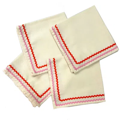 Lilly Loves Yellow / Orange Orange And Pink Trim Napkins