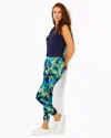 Lilly Pulitzer Upf 50+ Luxletic 28" Corso Pant In Multi The Hottest Spot Golf