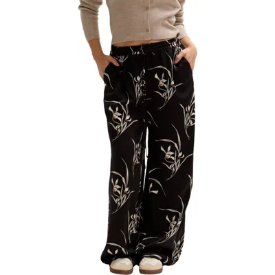 LILY AND LIONEL LILY AND LIONEL LILLIBET WIDE LEG LARGE FLORAL PRINT TROUSER