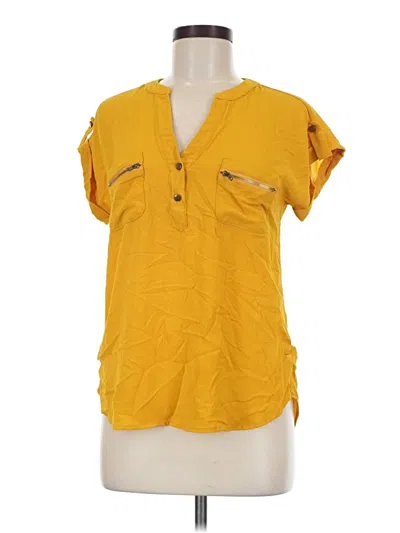 Pre-owned Lily White Short Sleeve Blouse In Yellow