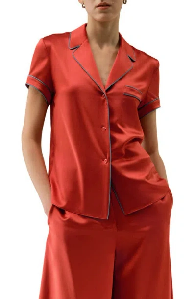 Lilysilk Lsxes Contrast-trimmed Silk Shirt In Red