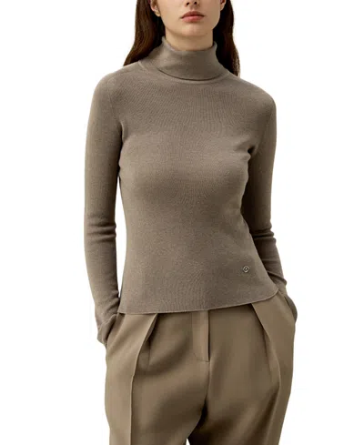 Lilysilk Seamless Silk-cashmere Blend Turtleneck Sweater In Brown