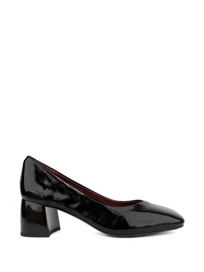Linda Baumann Almond Toe Pumps In Black