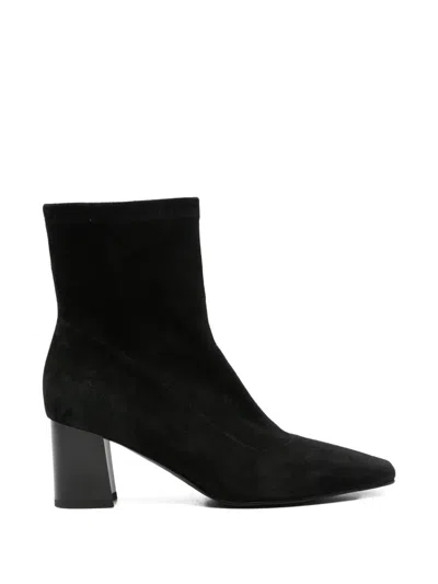 Linda Baumann Block-heel Boots In Black