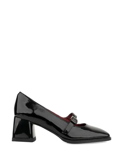 Linda Baumann Buckle Strap Pumps In Black