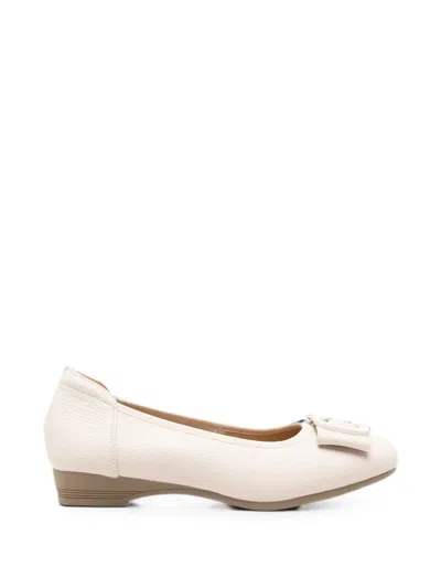 Linda Baumann Buckle-detail Ballet Flats In White