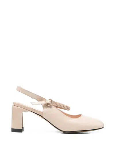 Linda Baumann Buckle-fastening Slingback Heeled Pumps In White