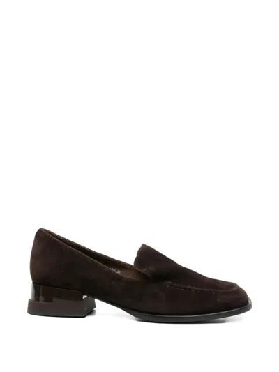 Linda Baumann Square-toe Loafers In Brown