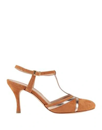 Linda Woman Pumps Camel Size 6 Leather In Beige