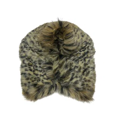 Lindsay Nicholas New York Women's Leopard Faux Fur Collar